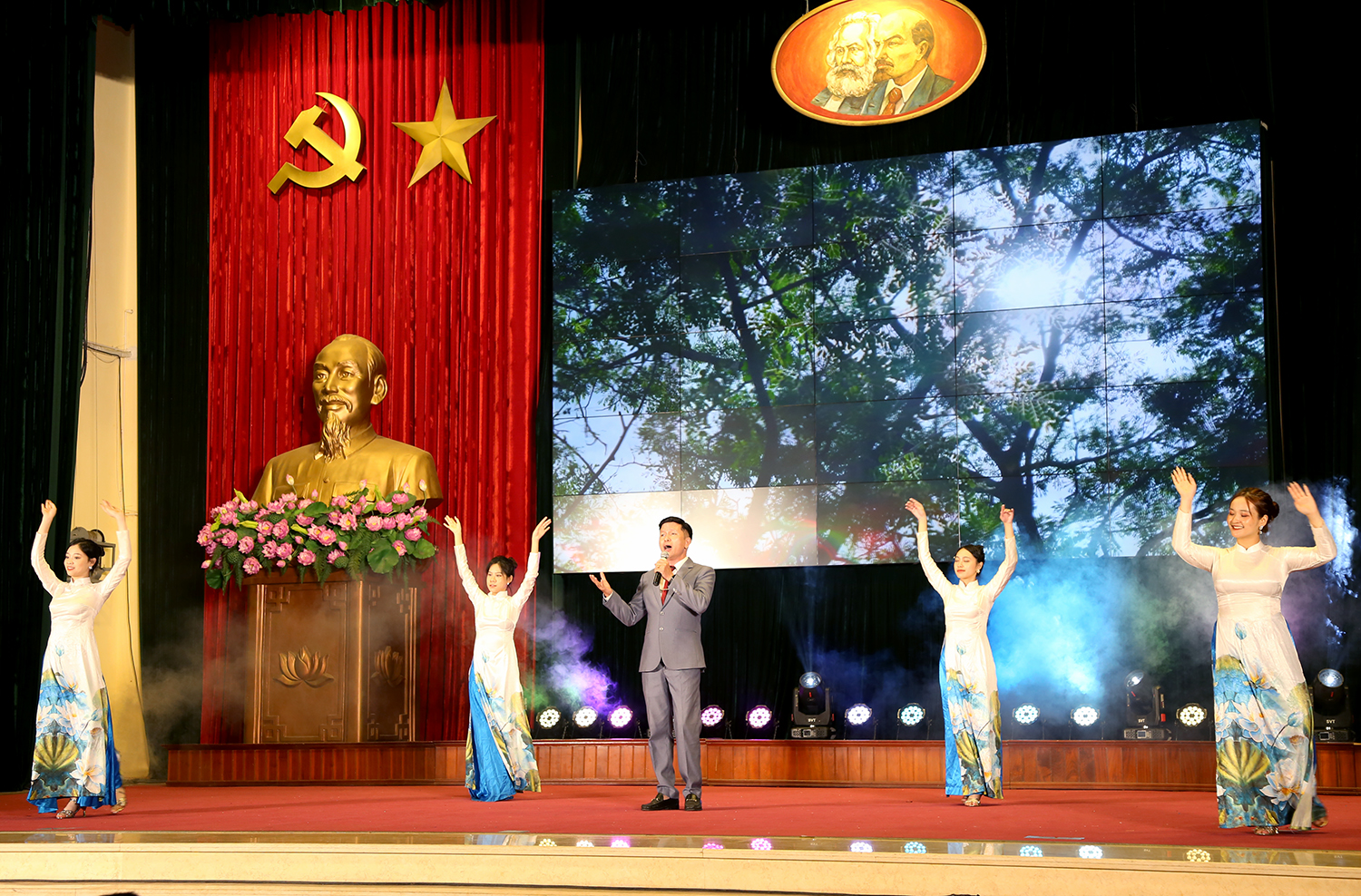 ĐƠN CA NAM BAN CÔNG TÁC ĐẢNG