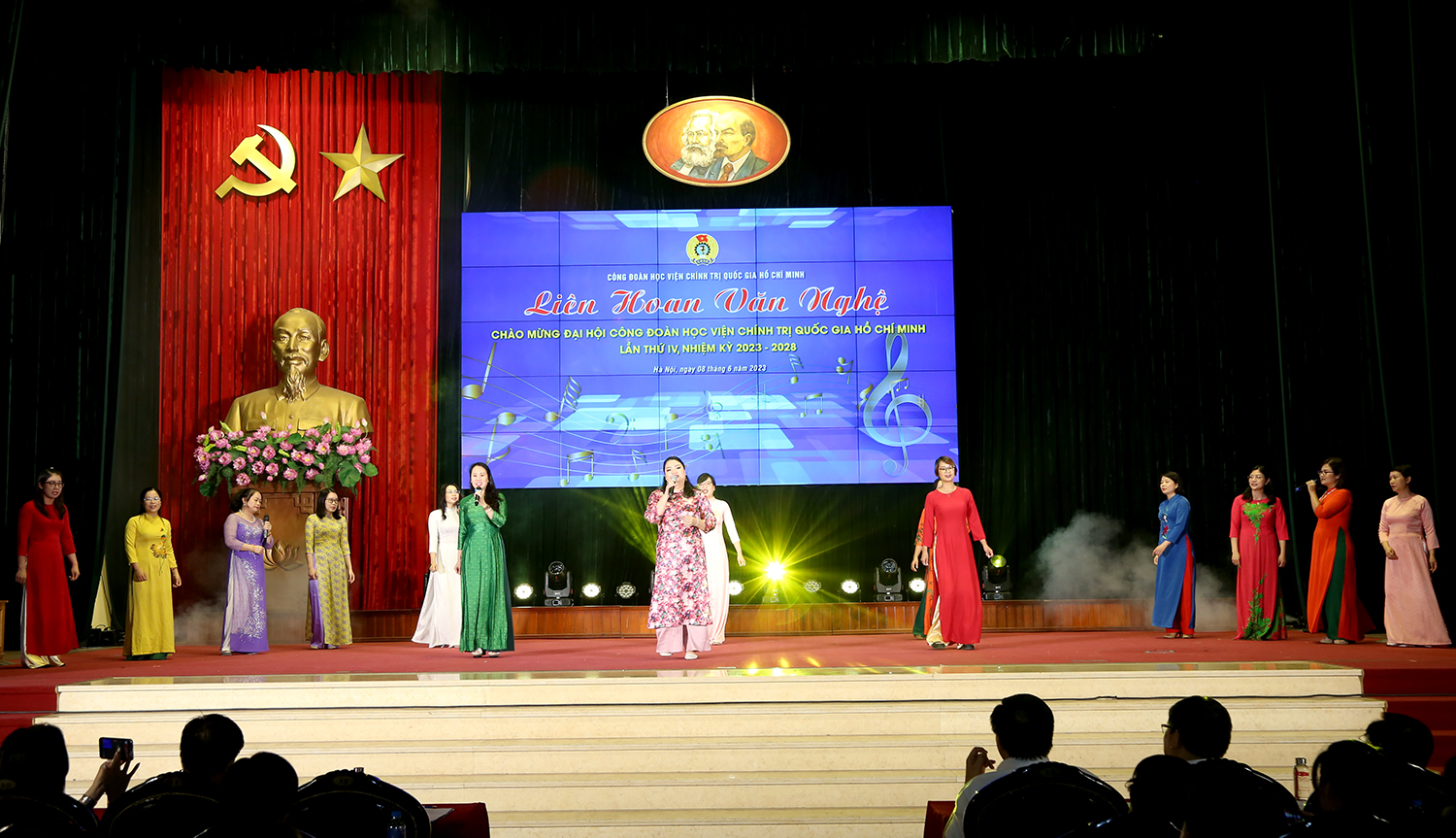 VIỆN NN VÀ PL
